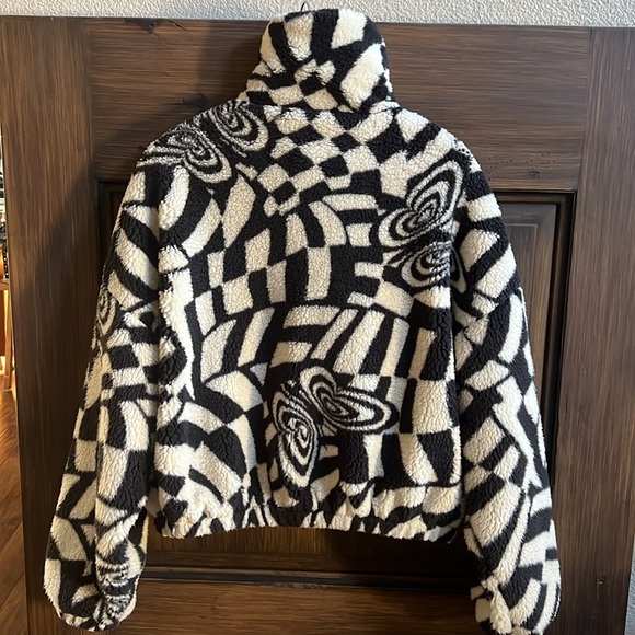 Urban Outfitters Olivia Print Sherpa Jacket - Picture 8 of 10
